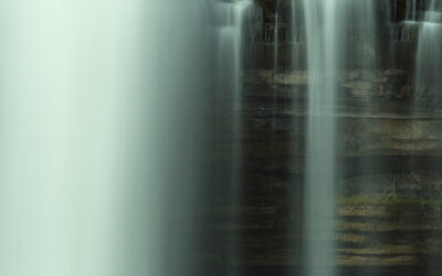 WATERFALL THRONE